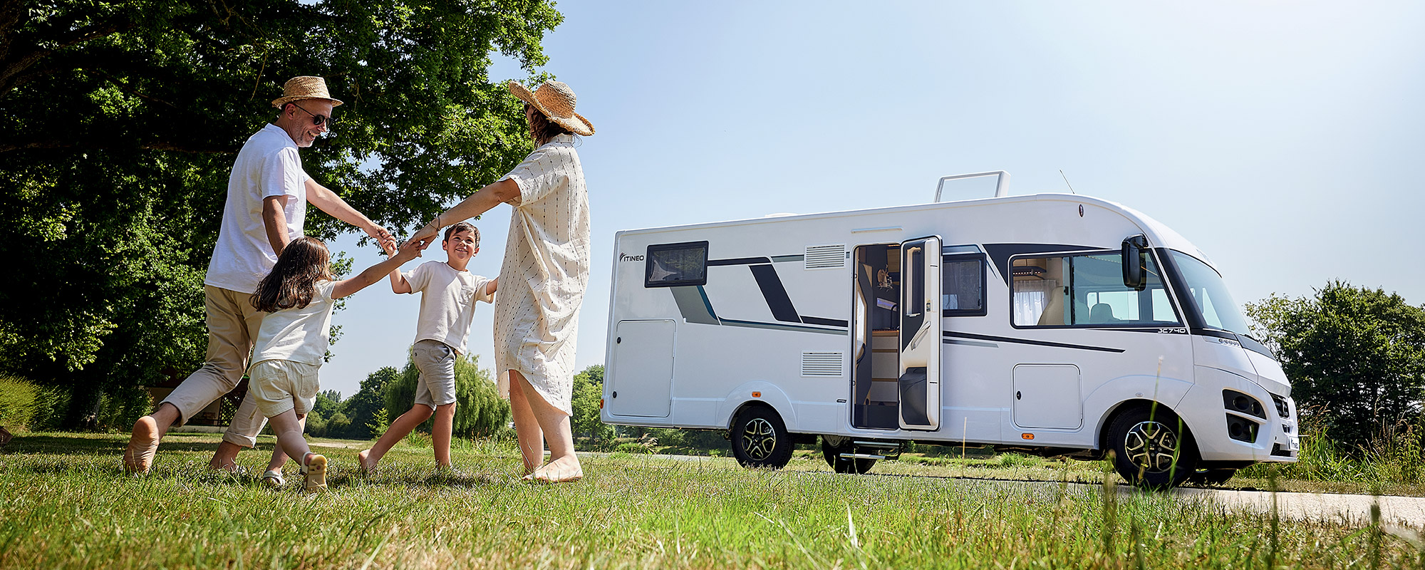 itineo-camping-car-famili